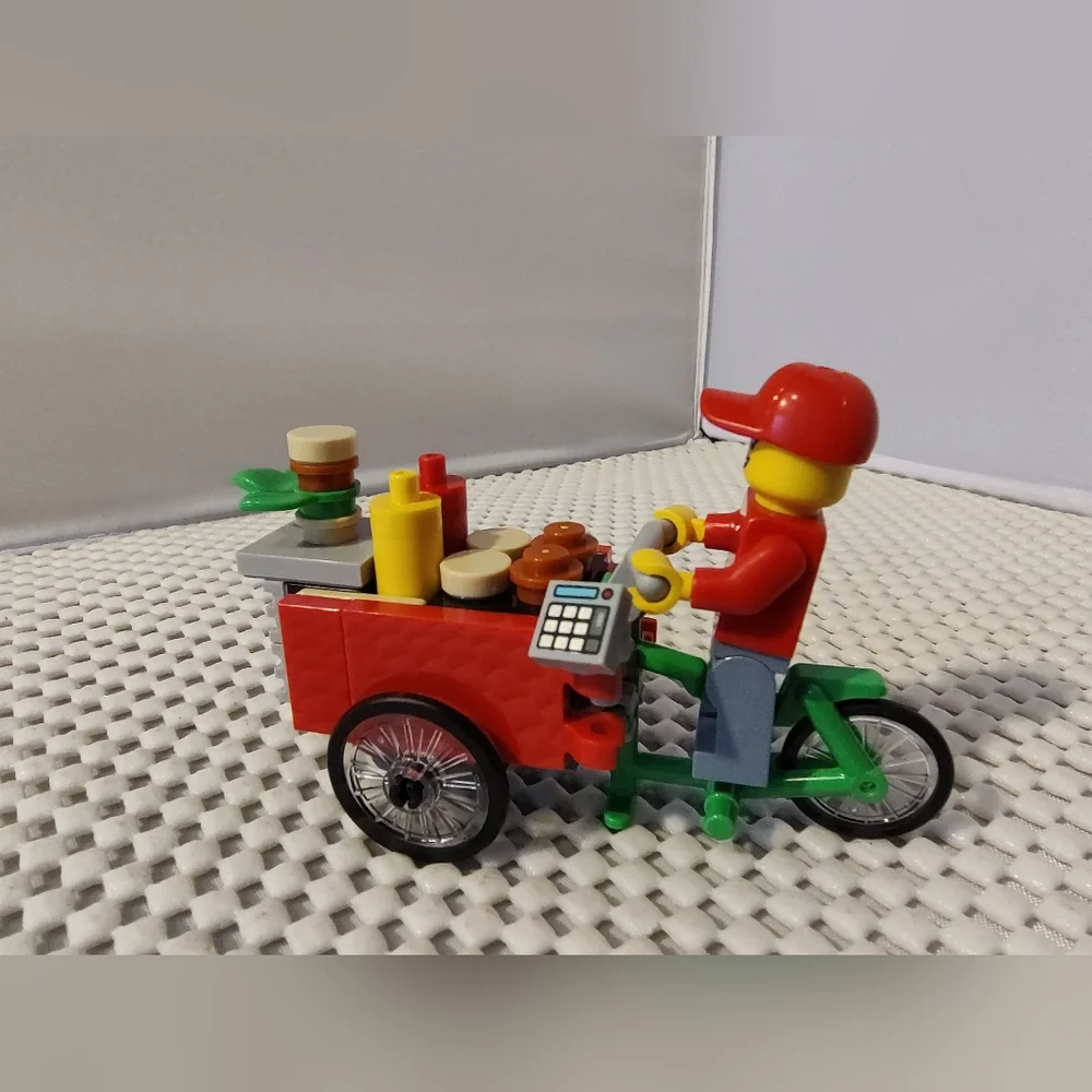 Lego Burger Cart Build with Minifigure